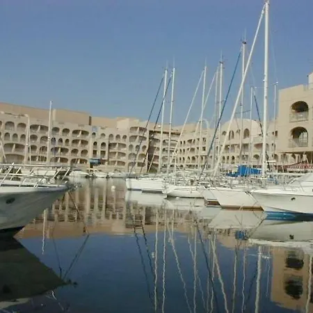 2 Pieces A : Port, Grande Terrasse 62m², Proche Plages, 4 Pers., Wifi, Commerces - Fr-1-335-184 Hyères