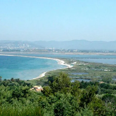2 Pieces A : Port, Grande Terrasse 62m², Proche Plages, 4 Pers., Wifi, Commerces - Fr-1-335-184 Apartament