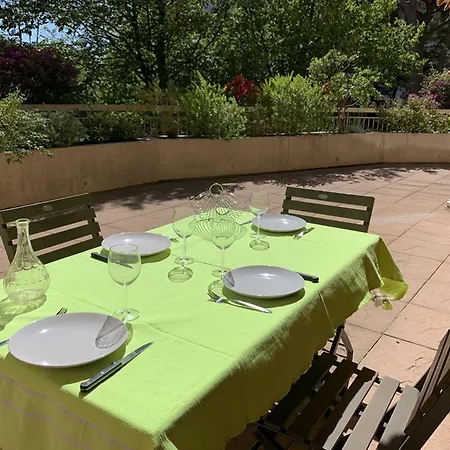 Appartamento 2 Pieces A : Port, Grande Terrasse 62m², Proche Plages, 4 Pers., Wifi, Commerces - Fr-1-335-184