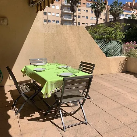 2 Pieces A : Port, Grande Terrasse 62m², Proche Plages, 4 Pers., Wifi, Commerces - Fr-1-335-184 *